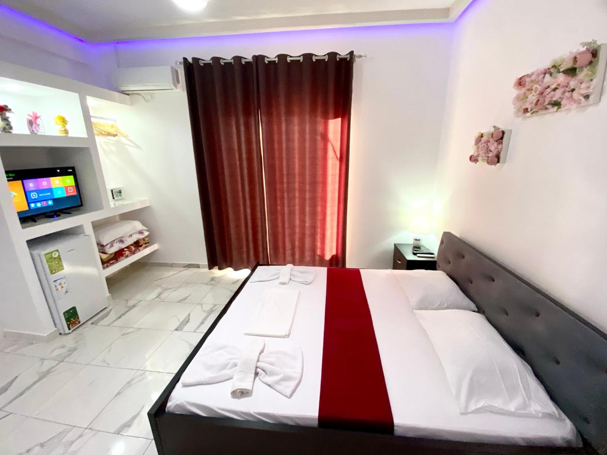Apartmente Pamela Sarandë Exterior foto